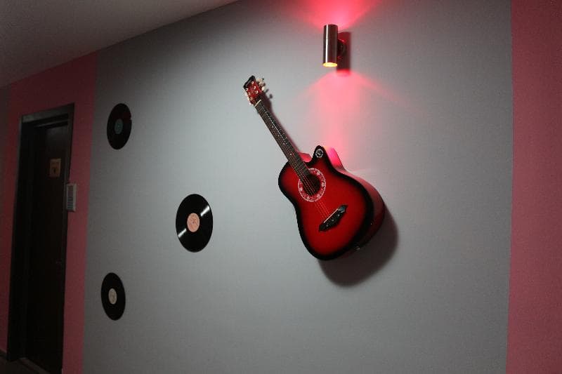Rock Hotel First Line 4