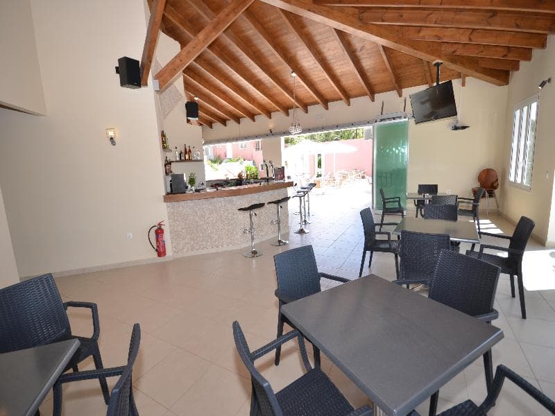 Paradiso Apartments 4