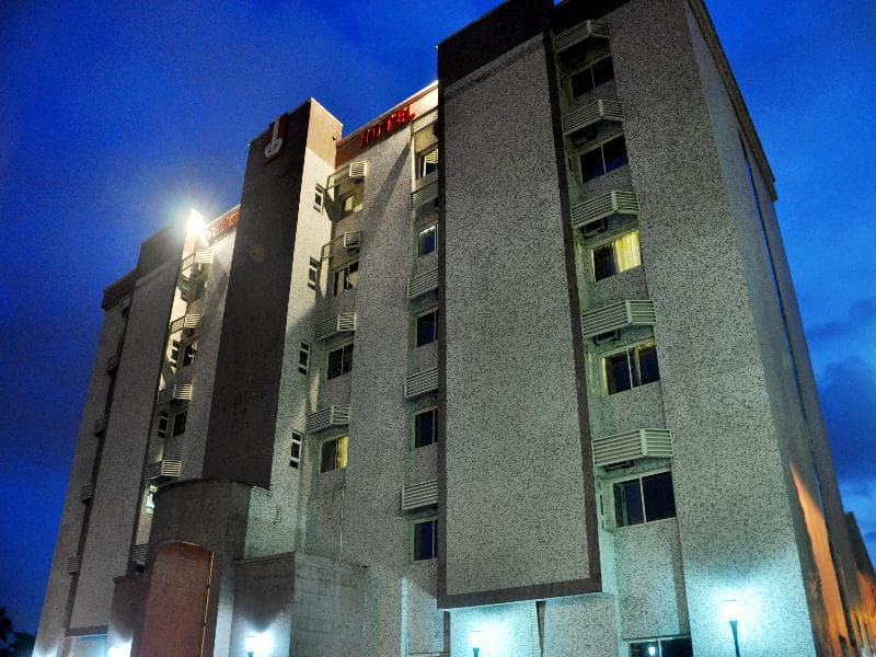 Chelsea Hotel Wuse Ii 4