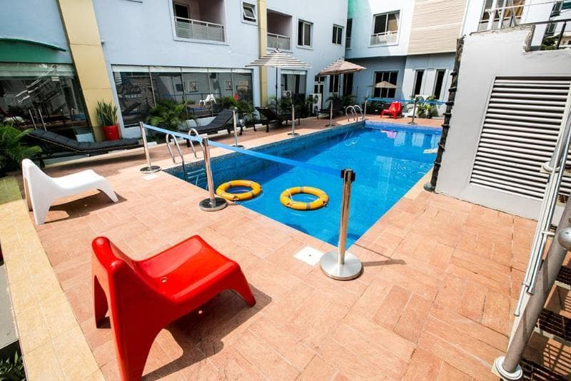 Golfview Hotel And Suites main