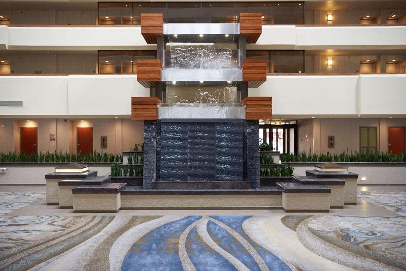 DoubleTree by Hilton Hotel Fresno Convention Center 5