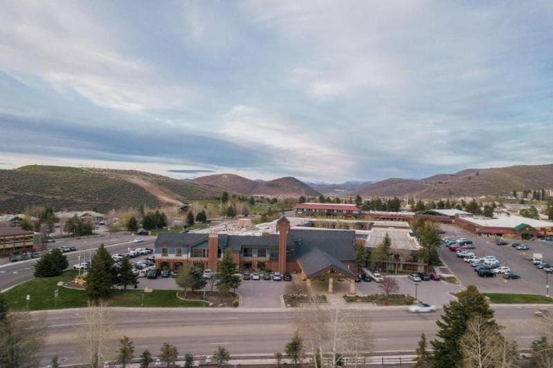 DoubleTree by Hilton Hotel Park City - The Yarrow 2