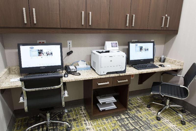 Hampton Inn by Hilton Lloydminster photo 1
