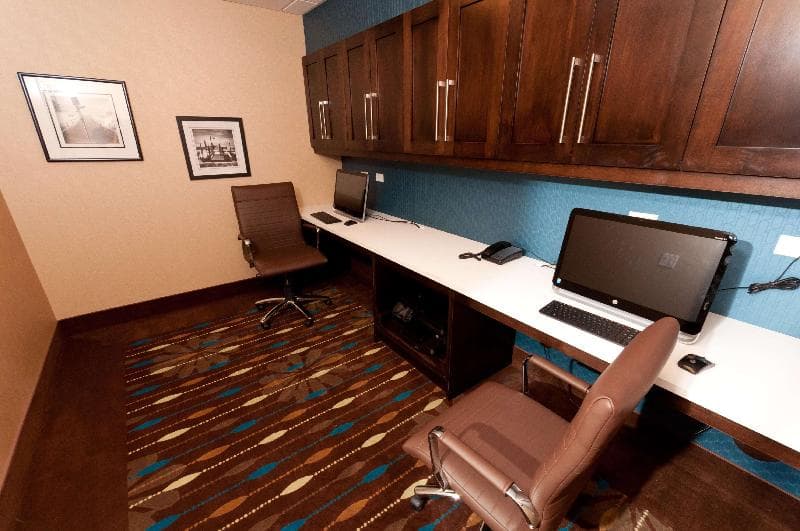 Hampton Inn & Suites by Hilton Regina East Gate photo 1