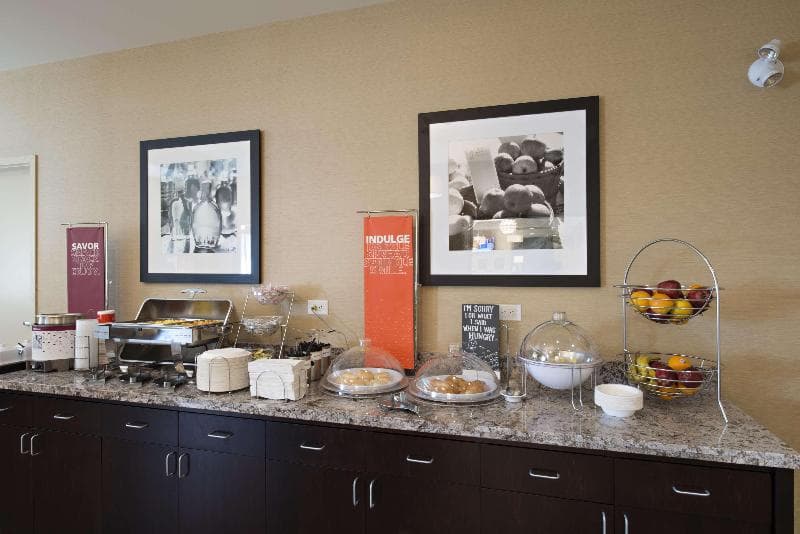Hampton Inn Saskatoon South, SK, Canada 3