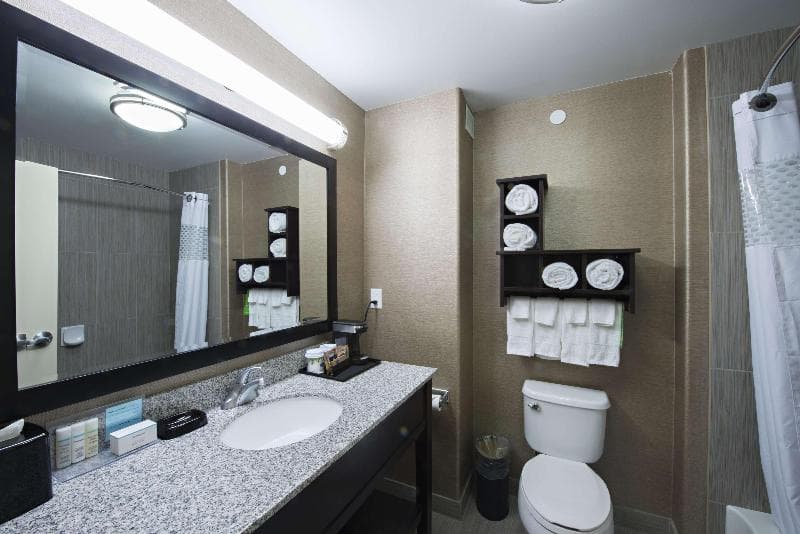 Hampton Inn Saskatoon South, SK, Canada 5