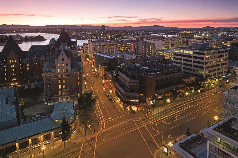 DoubleTree by Hilton Hotel & Suites Victoria 5