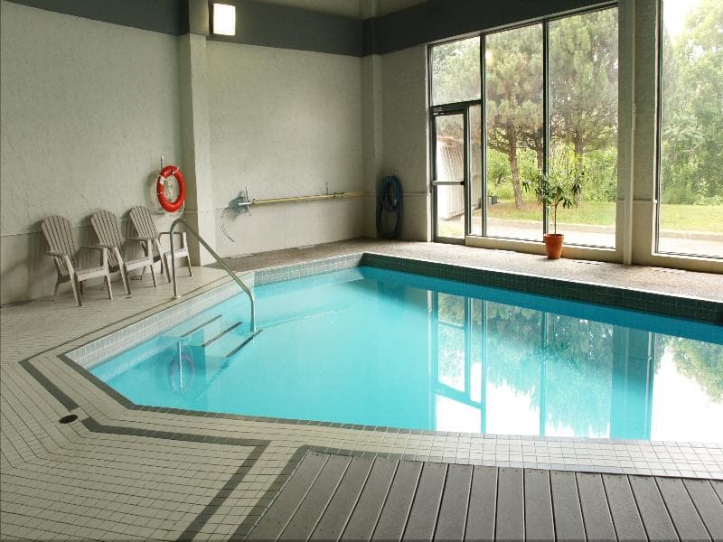 Travelodge by Wyndham Ottawa East 5