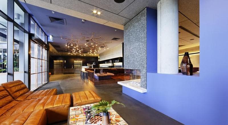 Alpha Mosaic Hotel Brisbane 4