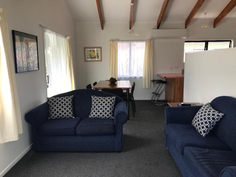 Aotearoa Lodge & Tours photo 1