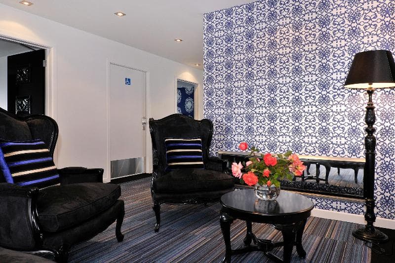 Black Swan Lakeside Boutique Hotel 2