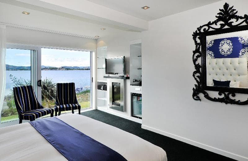 Black Swan Lakeside Boutique Hotel photo 1