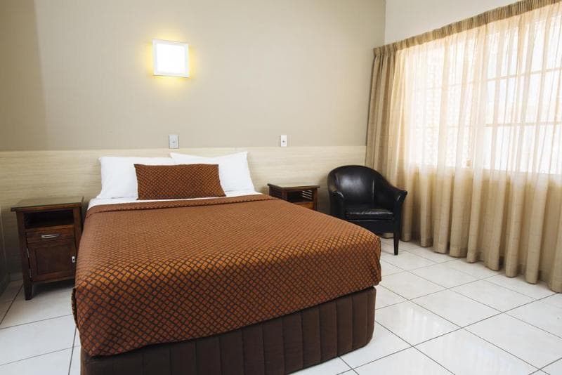 City Oasis Inn Townsville Surestay Collection Bw 5