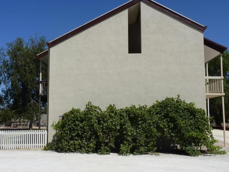 Coonawarra Motor Lodge photo 1