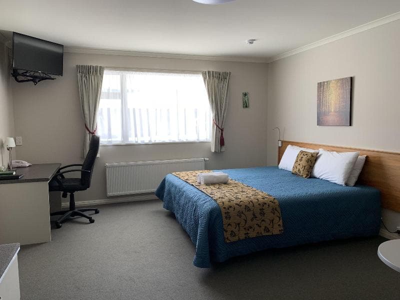 High Peaks Hotel 5