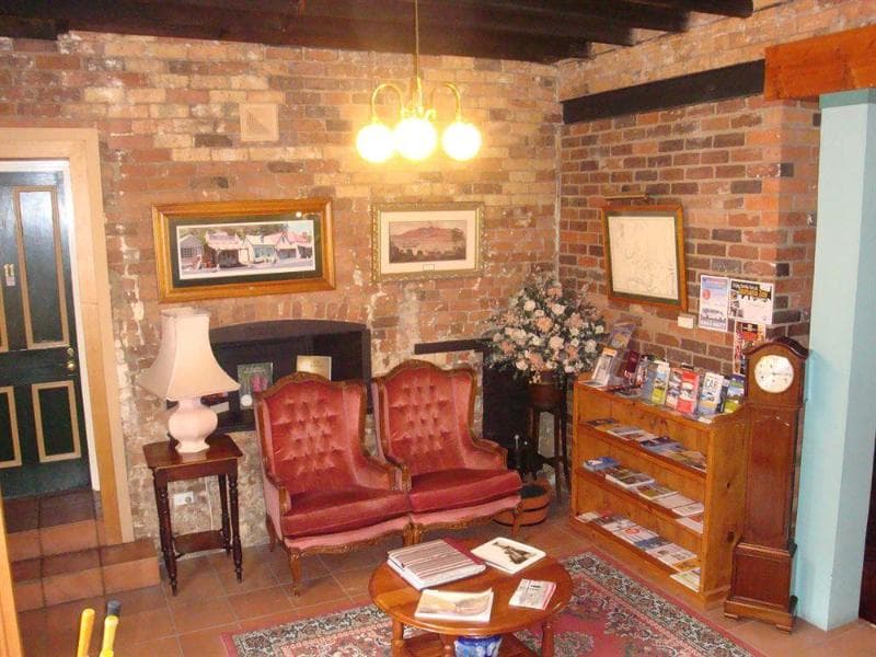 Art Hotel On York 3