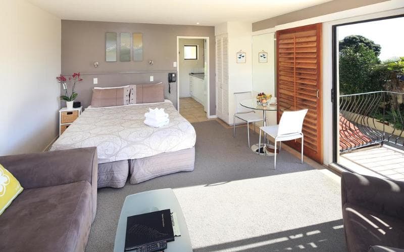 Onetangi Beach Apartments photo 1