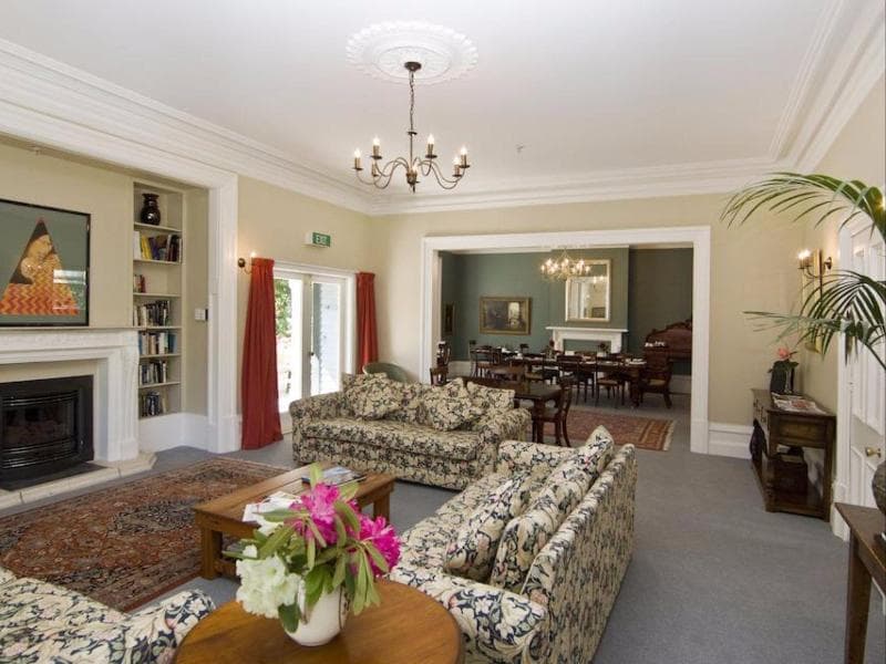 Orari And Orari Apartments 4