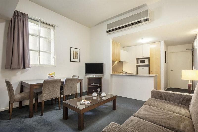 Melbourne Cbd Central Apartment Hotel 3