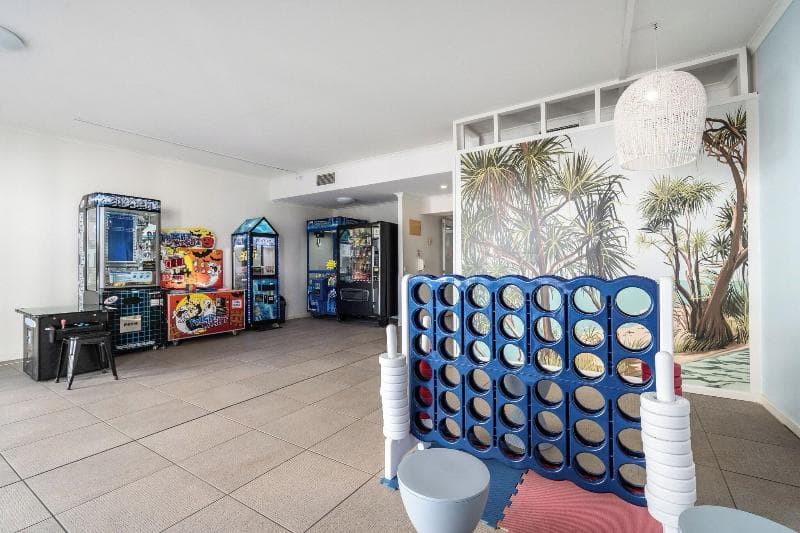 Rolling Surf Resort 3