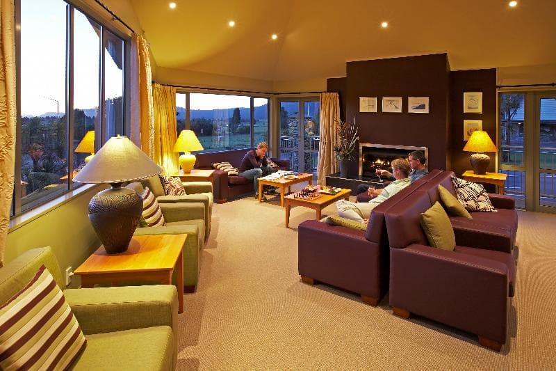 Distinction Fox Glacier Hotel 5