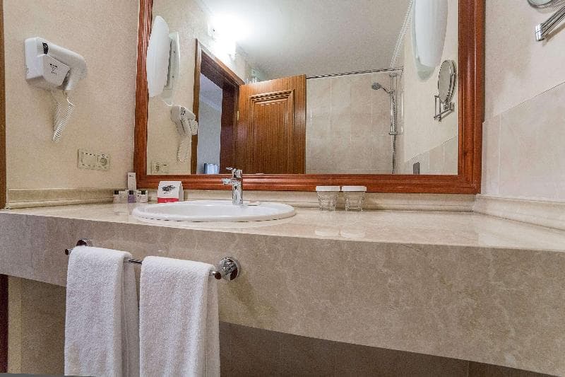 Ramada by Wyndham Almaty 3