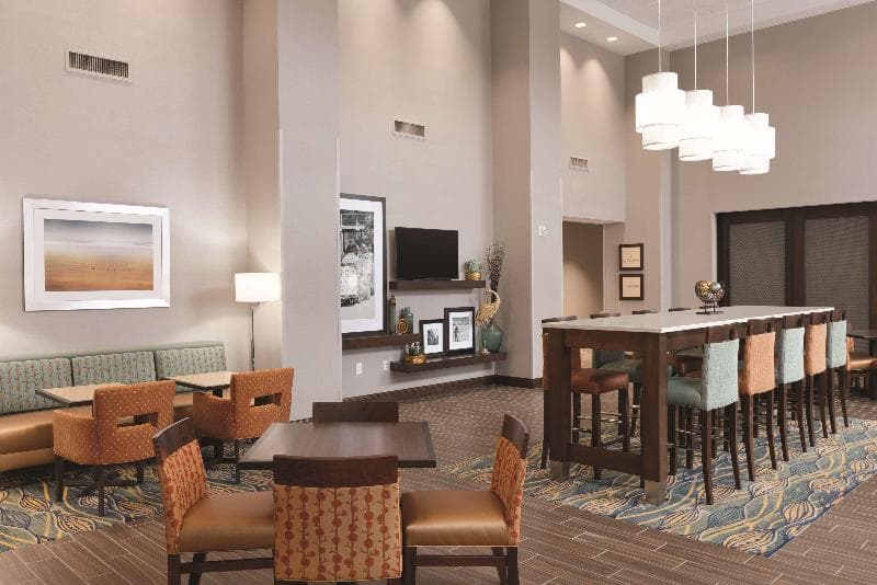 Hampton Inn & Suites Deland, Fl 4