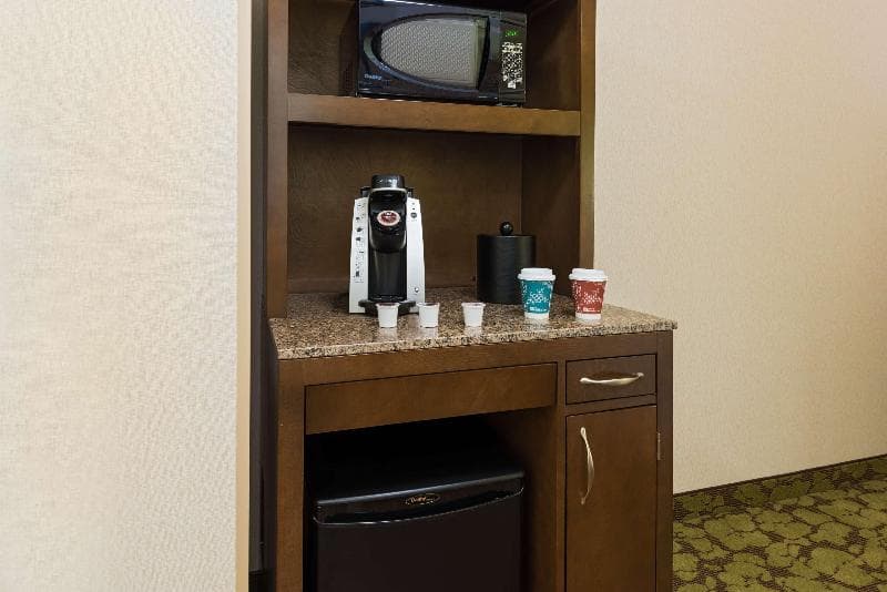 Hilton Garden Inn Wayne, NJ 5