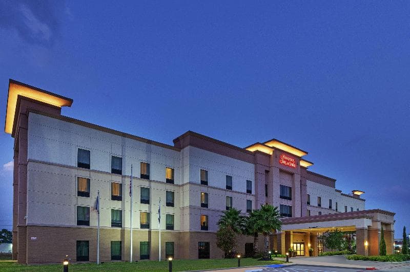 Hampton Inn & Suites By Hilton Houston North IAH photo 1