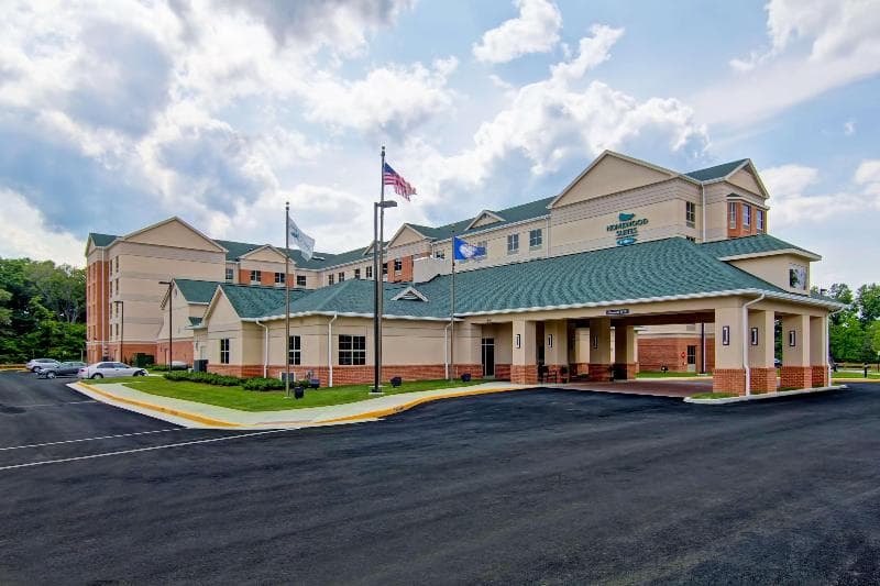 Homewood Suites by Hilton Woodbridge 3