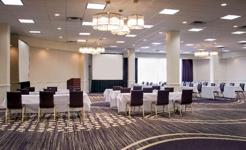 Best Western Brooklyn Center Hotel & Conference Center photo 1