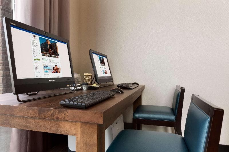 DoubleTree by Hilton Hotel Oklahoma City Airport 1