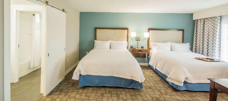 Hampton Inn & Suites Orlando at SeaWorld 5