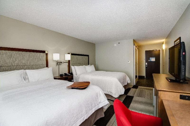 Hampton Inn Salem 1