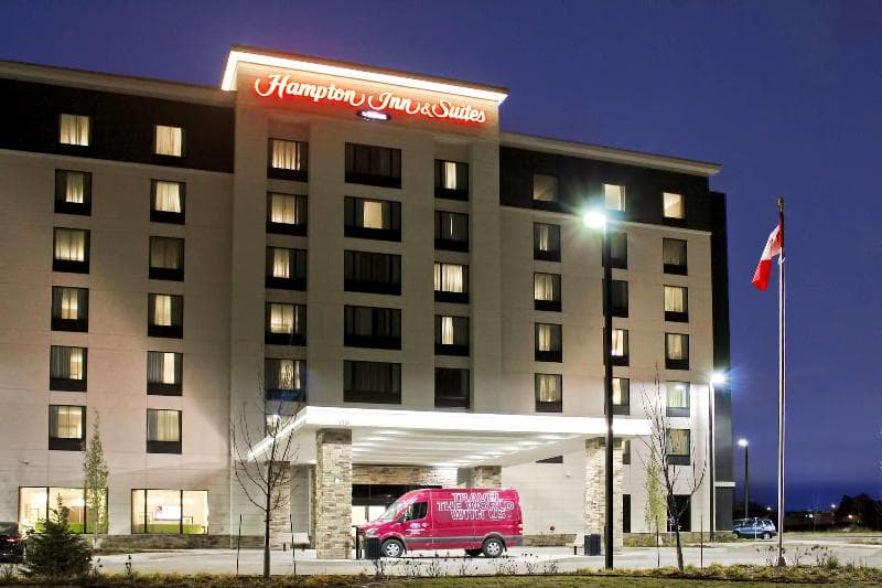 Hampton Inn & Suites by Hilton Saskatoon Airport 3