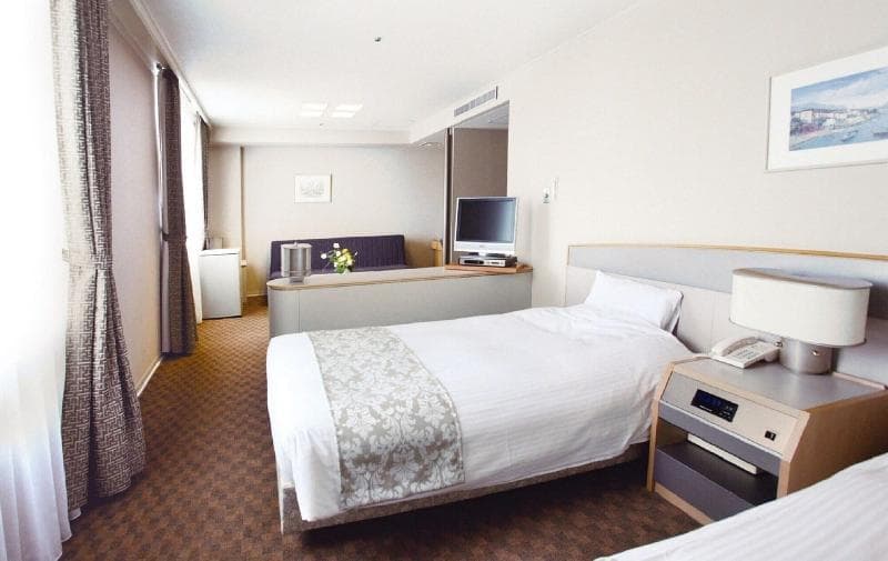 Awina Osaka 3