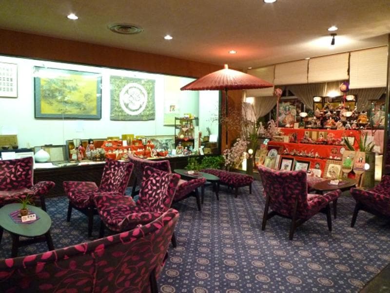 Hitoyoshi Onsen Nabeya Honkan main