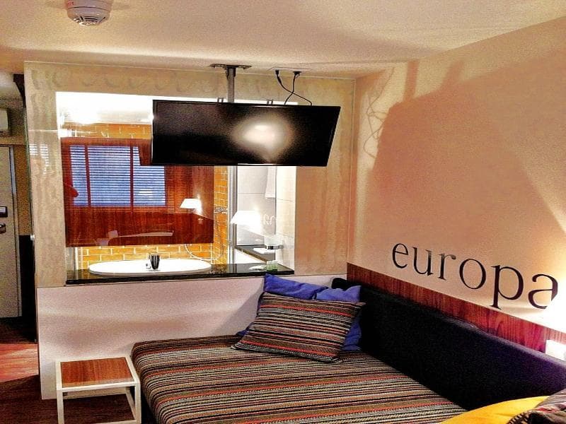 Europa Life 4