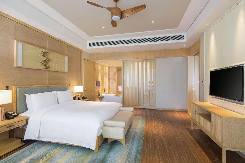 Hilton Yuxi Fuxian Lake 5