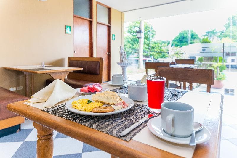 Hotel Casa Ballesteros 1318 main