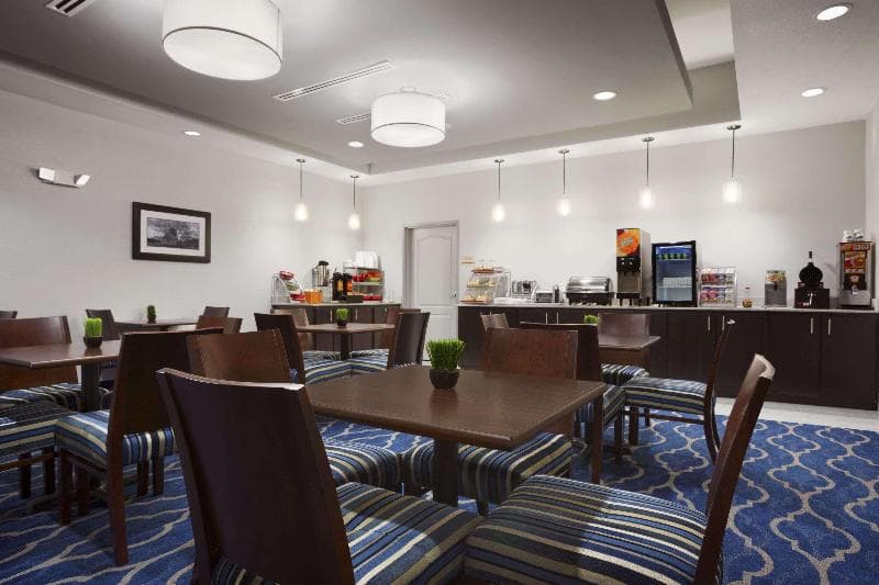 Hawthorn Suites by Wyndham San Angelo 5