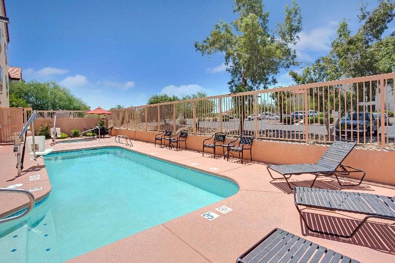 Baymont By Wyndham Tucson Airport 3