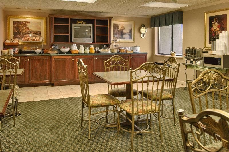 Baymont By Wyndham Corydon 5