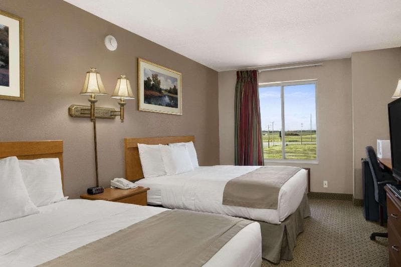 Baymont by Wyndham Jacksonville 4