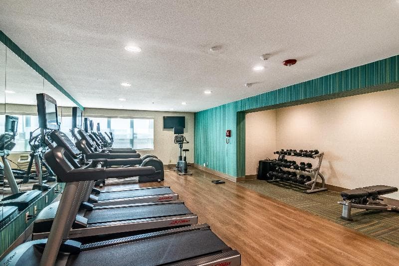 Holiday Inn Express & Suites Camarillo photo 1