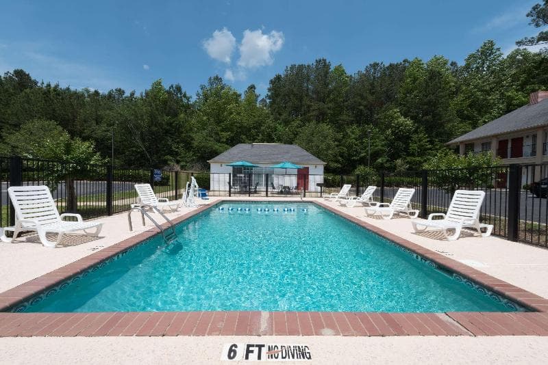 Super 8 by Wyndham Alexander City 5