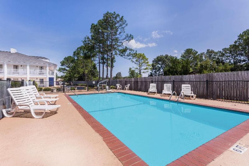 Baymont by Wyndham Albany at Albany Mall 5
