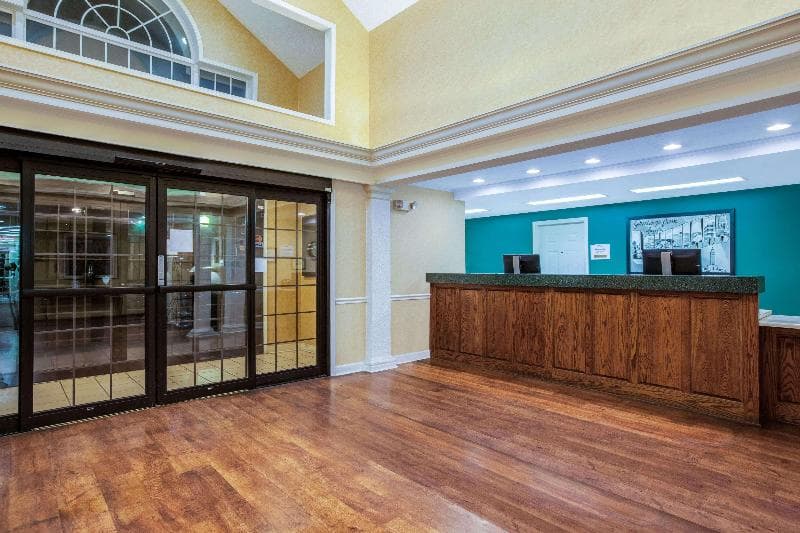 Baymont By Wyndham Lafayette Airport 5