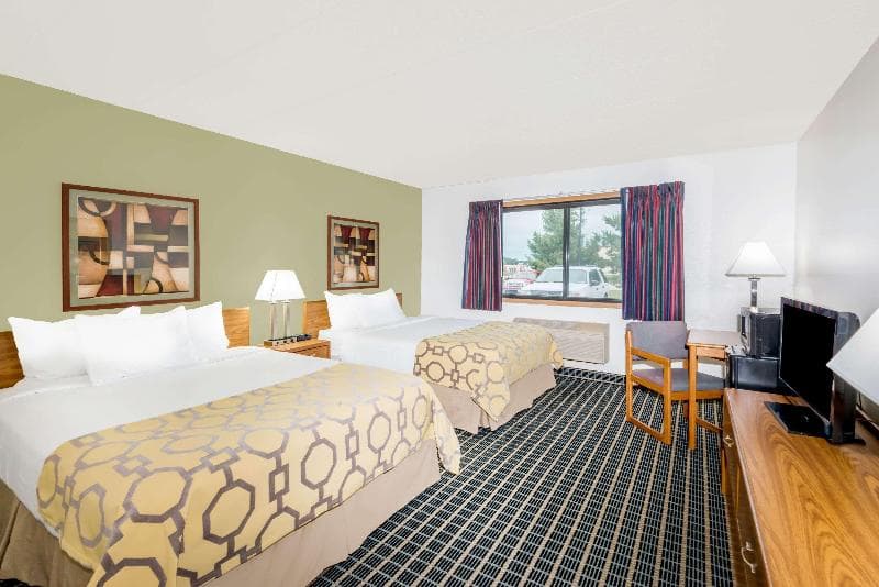 Baymont by Wyndham Marshalltown 2