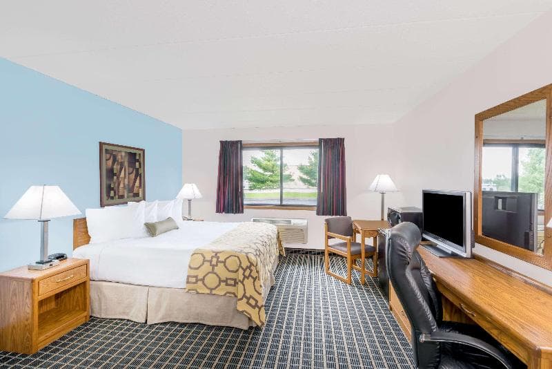 Baymont by Wyndham Marshalltown 5